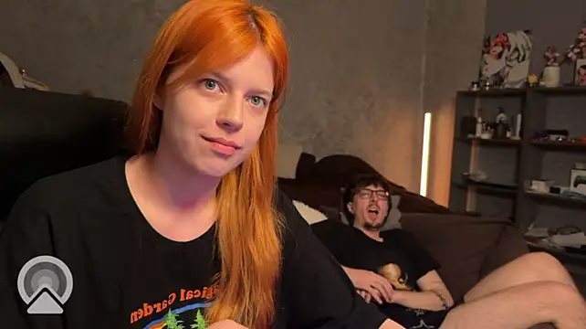 T_files_x - hot makeout