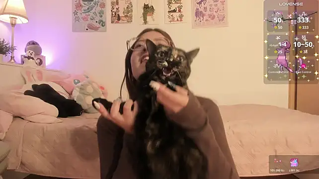 Emily_uwu0 - 🍓Fngring pussy🍓