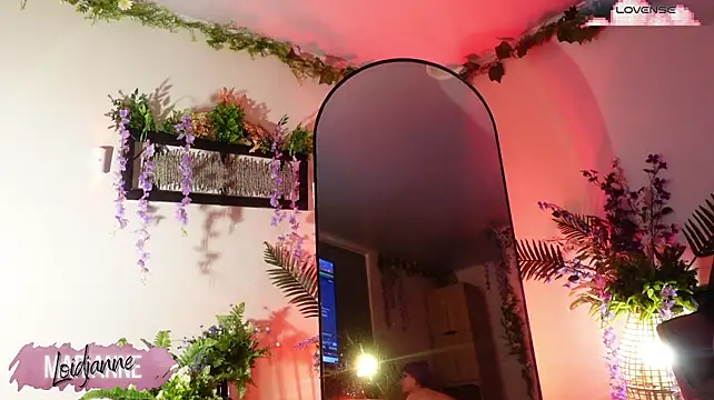 Loidjanne - Spank boobs + spank ass naked