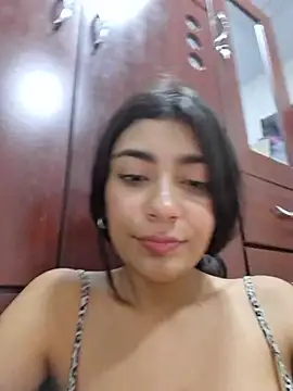 Sweed-virgin-pussy - oil on my body+naked