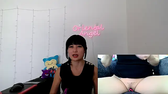 OrientalAngel - Boobs out 10 mins 🍒