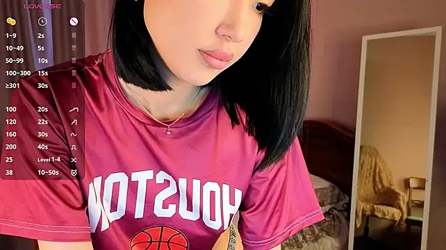 Vonen_rayy - Hot oily massage boobs cloose up