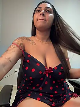 Diana_pepper - enfiar o vibra no cuzinho