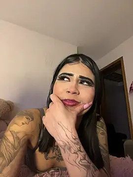 -Brittanny - FUCK MY PUSSY WITH NORA