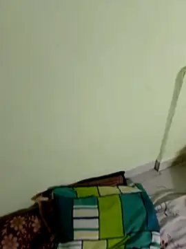 Komal_Bhabhi4u - Full naked walk for 2 minutes