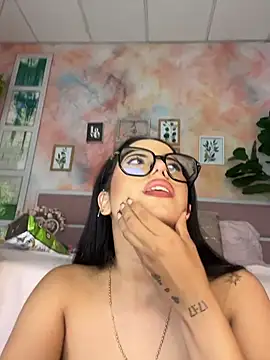TopDollXXX - 3 FINGERS INSIDE PUSSY