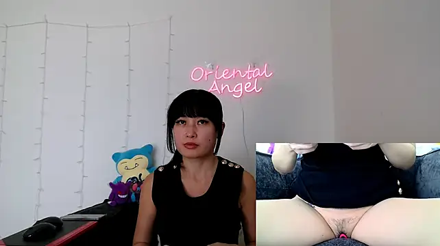 OrientalAngel - Boobs out 10 mins 🍒
