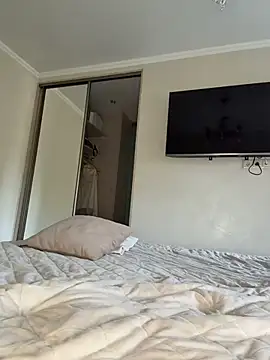 AriaVip - no panties +VIDEO FOR LAST TIP