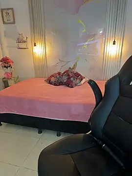 Amber_white15 - full naked