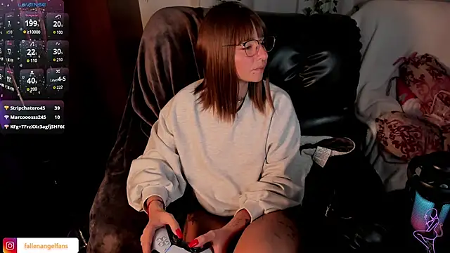 Fallengangel - SUCK DILDO