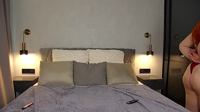 Kitty_Asstronaut - cum show with dildo