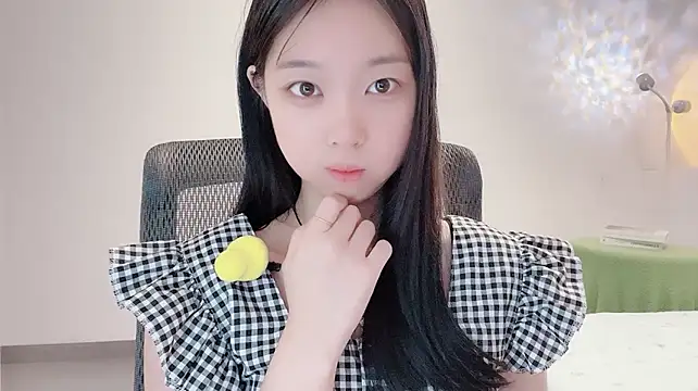 Yoyo33355 - 可爱女人^