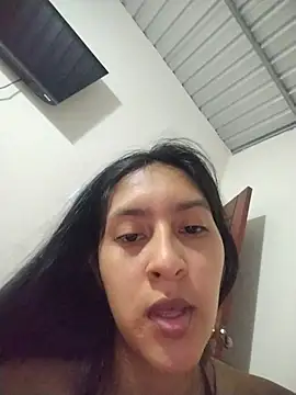 LauraMontaii - mamada en 69 hot