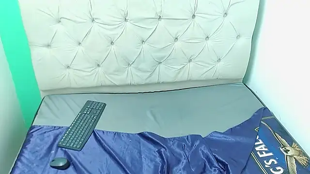 Amoremerchmar - a blowjob with a toy