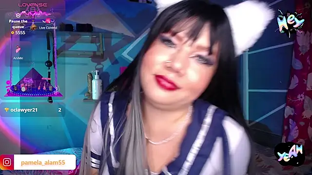 Pamelalambert - shows pame's tits