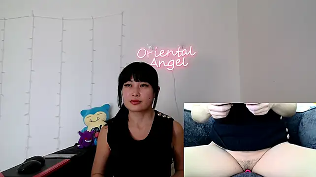 OrientalAngel - Boobs out 10 mins 🍒
