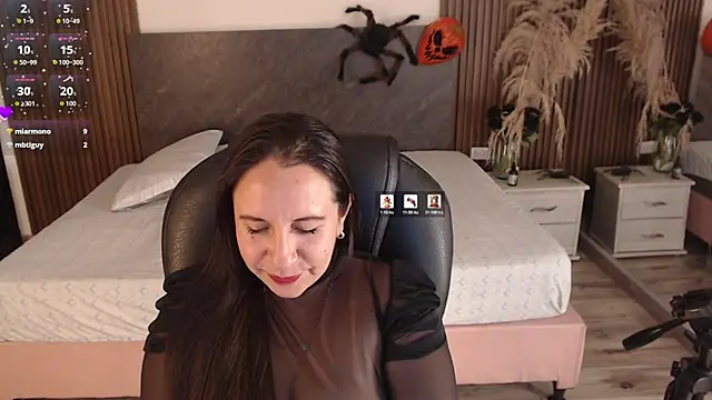 RoxyWilde - Doggystyle + spannking ass x3