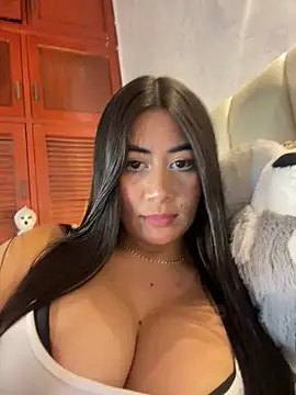 _MadiLee_ - Fingers pussy hairy, deeep and hard!