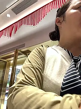 Amy1688 - 脱内裤直播一分钟