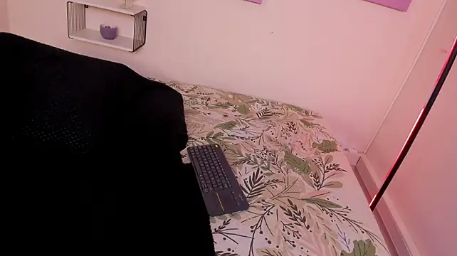 Nina_Thomps - 🌸sexy provocative striptease✨