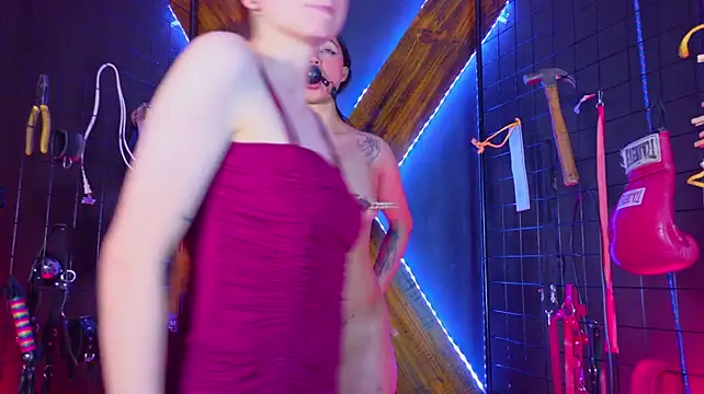 Aiiko_bdsm - WHIPING ON THE ASS WITH A LEASH