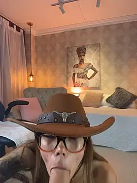 SERENAA__