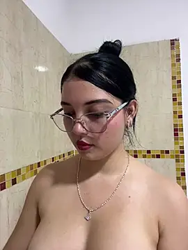 Valeria_allurin - Milk boobs