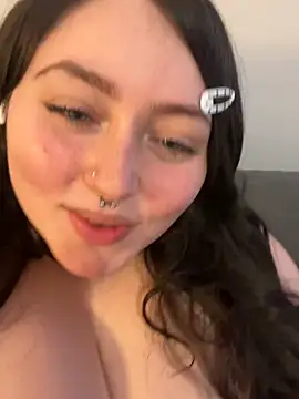 Evemeqt - NEW SPANKING VID IN PM💦