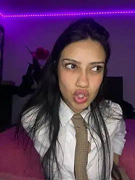 Kamm277 - NAKED OILED + MASTURBACION 5MIN