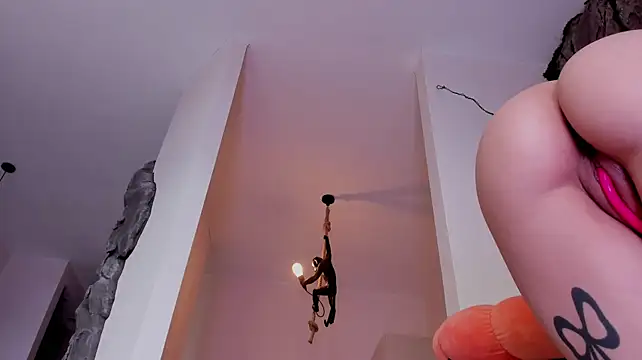 Maakimo - PLAY PUSSY MAKE IT JUICY