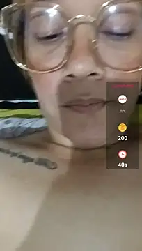 Laly_Abby - Usar dilatador anal
