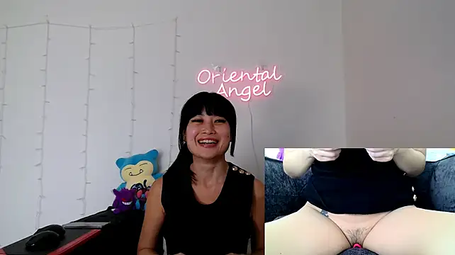 OrientalAngel - Boobs out 10 mins 🍒