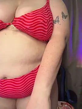 Xopeachybaby - hold cock in throat 3 secs
