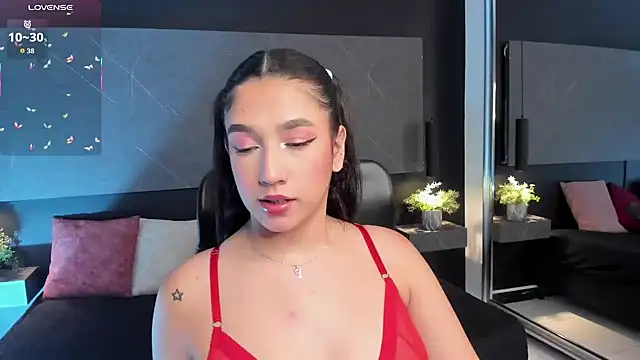 SaraaMills - PINCH AND SPIT MY NIPPLES