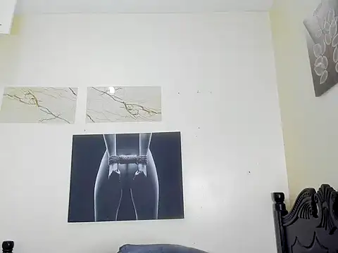 Riyapolo - show boobs