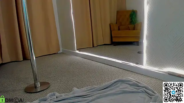 Iris_barnes - fuck me in two holes