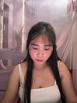 LoveShae_XYX - Ngày quốc tế phụ nữ mong được yêu thương