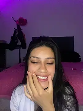Kamm277 - NAKED OILED + MASTURBACION 5MIN