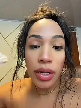 SQUIRTINGQUEEN11 - A good slut deserves to be fucked well.