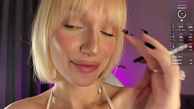 Ice_Strawberry - Saliva drops on boobs!!!