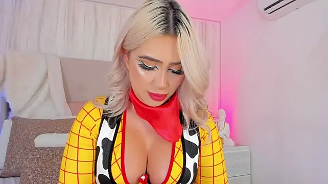 Cleo_johnson - ⭐A good blowjob in doggy style⭐