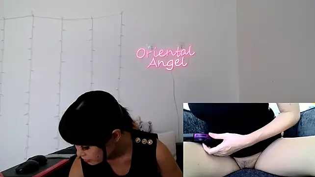 OrientalAngel - Boobs out 10 mins 🍒