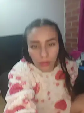 AbriilBloom - Flash breasts