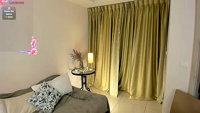 Evelyne_xxo - Fingering pussy