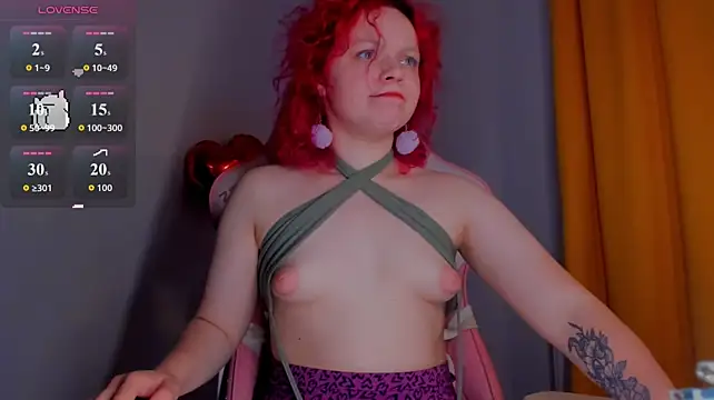 SueNiceeeee - SHOW YUMMY PUSSY OPEN AND DOGGY