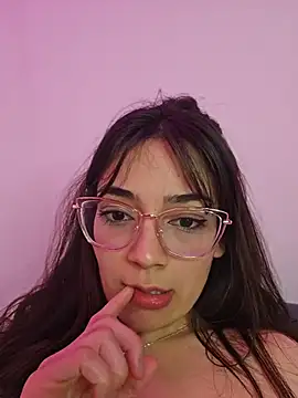LeoyNicky98 - Plug anal 🍑