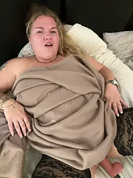 Jolina_Juice - Decke weg 10 min 🔥🤩