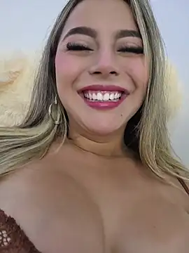 CelesteBlaze_ - Show blowjob +boobs