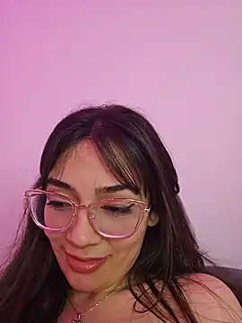 LeoyNicky98 - Plug anal 🍑