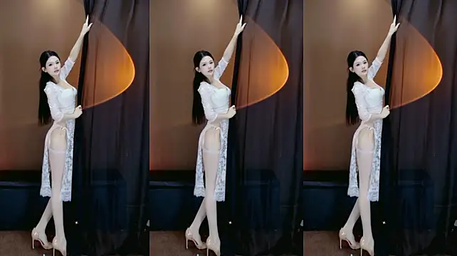 Banana-Milk69 - 双人脱衣舞